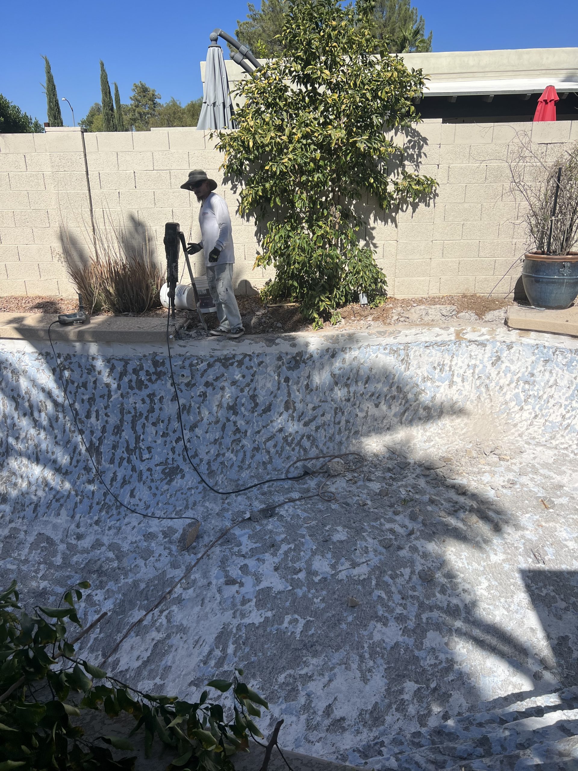 Dastici Concrete Removal